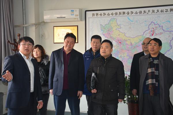 The Transportation Administration Bureau of Liaoning Provincial Transportation Department went to the Liaoning Branch of China National Petroleum Transportation Company for investigation